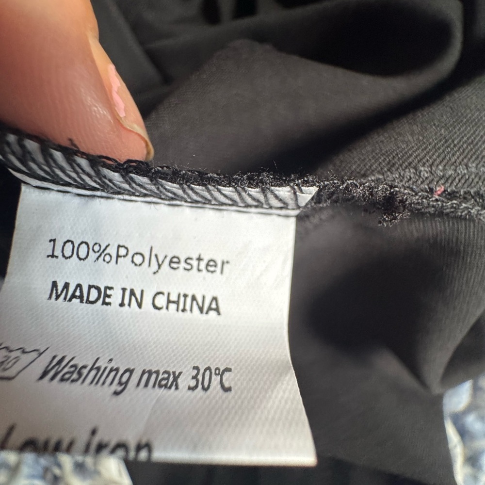 Elegant Black Button-Down Women's Top - Picture 8 of 8